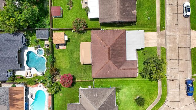 1209 E Brown Lane, Deer Park, TX 77536