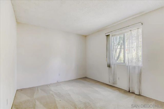 7876 Camino Huerta, San Diego, CA 92122