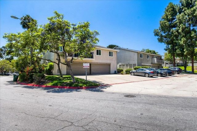 7876 Camino Huerta, San Diego, CA 92122