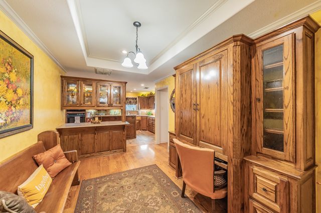 300 Shoreline Drive, Azle, TX 76020