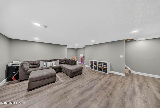 504 Gaitway Court, Freehold, NJ 07728