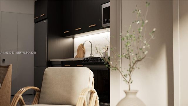 221 SW 1st Ave 1923, Fort Lauderdale, FL 33301