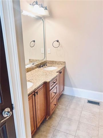 384 16th Street NW 3, Atlanta, GA 30363