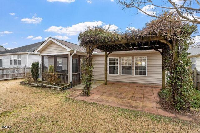 214 Larktree Lane, Fuquay Varina, NC 27526