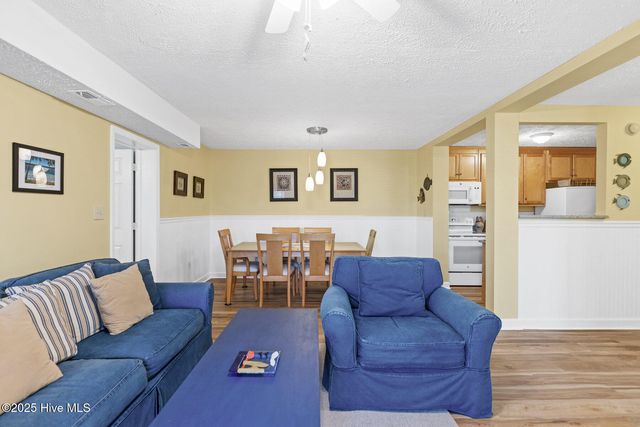 1701 Bowfin Lane Apt E, Carolina Beach, NC 28428