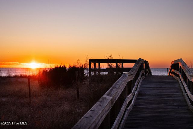 1701 Bowfin Lane Apt E, Carolina Beach, NC 28428