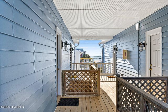 1701 Bowfin Lane Apt E, Carolina Beach, NC 28428