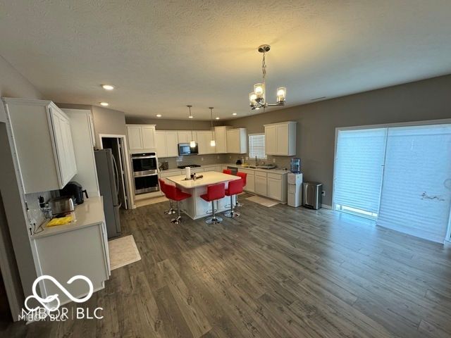 2407 Pine Valley Drive, Plainfield, IN 46168