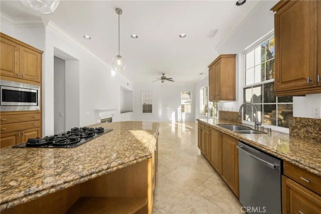 6 Edendale Street, Ladera Ranch, CA 92694