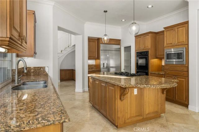 6 Edendale Street, Ladera Ranch, CA 92694