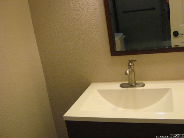 4119 Medical Dr Apt D101, San Antonio, TX 78229