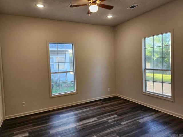 641 Warner Avenue, Jonesboro, AR 72401
