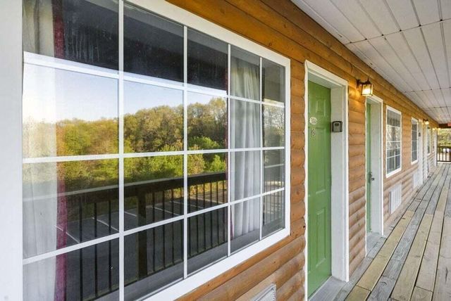 982 Indian Point Road Block Of 20, Branson, MO 65616