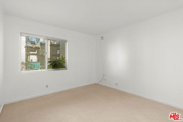 5460 White Oak Avenue A105, Encino, CA 91316