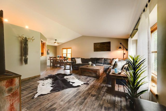 S98W36840 Juniper LANE, Eagle, WI 53119