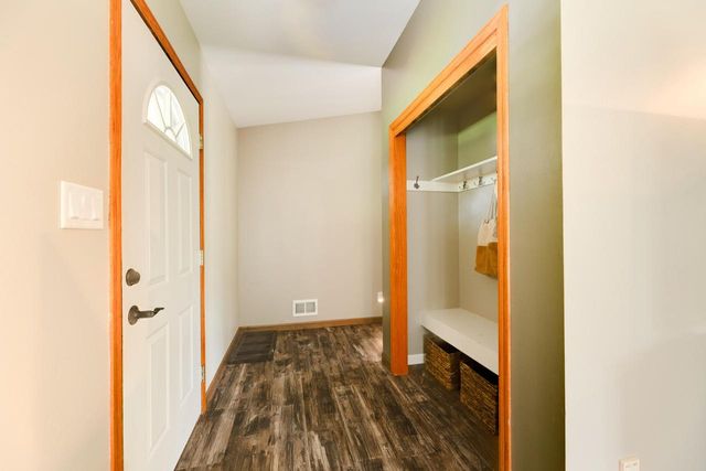 S98W36840 Juniper LANE, Eagle, WI 53119