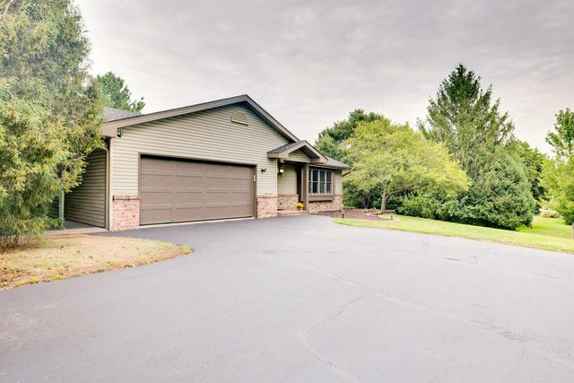 S98W36840 Juniper LANE, Eagle, WI 53119
