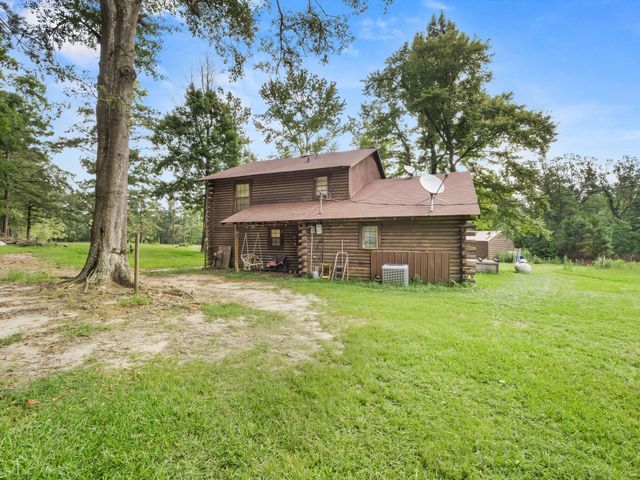 723 White City, Hornbeck, LA 71439