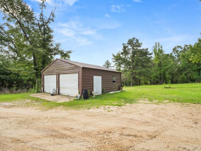 723 White City, Hornbeck, LA 71439