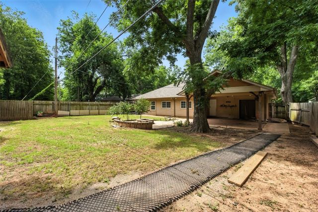 133 S Park Drive, Stillwater, OK 74074
