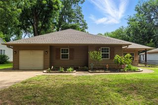 133 S Park Drive, Stillwater, OK 74074