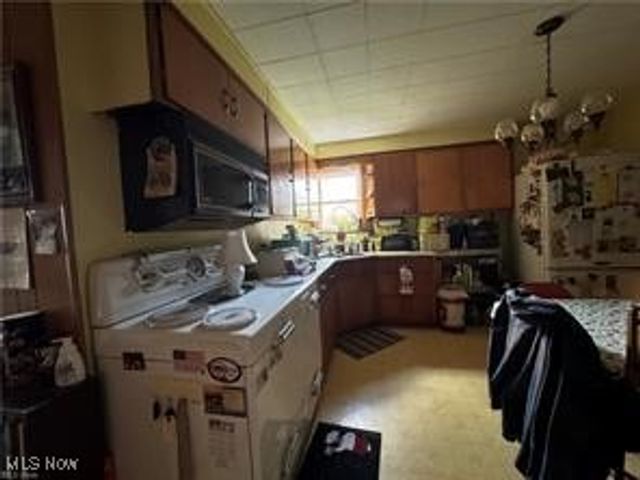 132 N 10th Street, Byesville, OH 43723