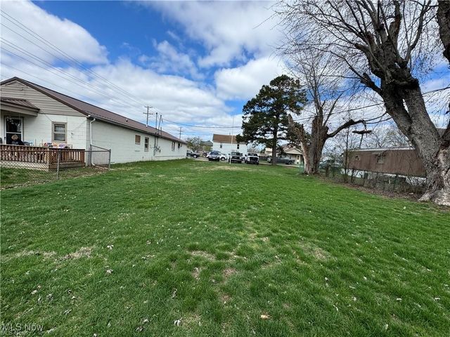 132 N 10th Street, Byesville, OH 43723