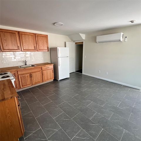 286 S William St Unit 3, Newburgh, NY 12550