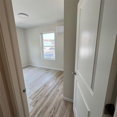 286 S William St Unit 3, Newburgh, NY 12550