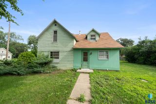 308 Prairie St, Harrisburg, SD 57032