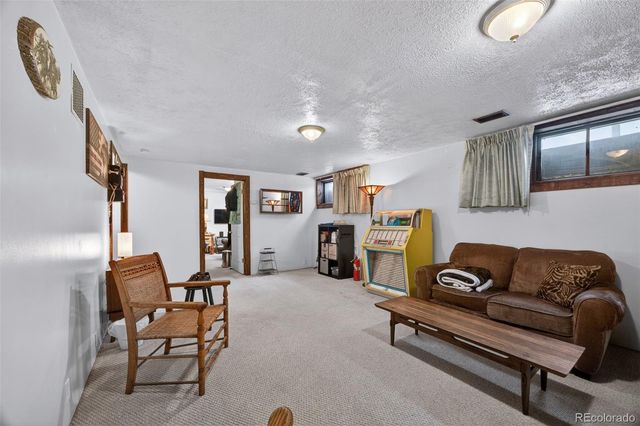 6436 Iris Way, Arvada, CO 80004