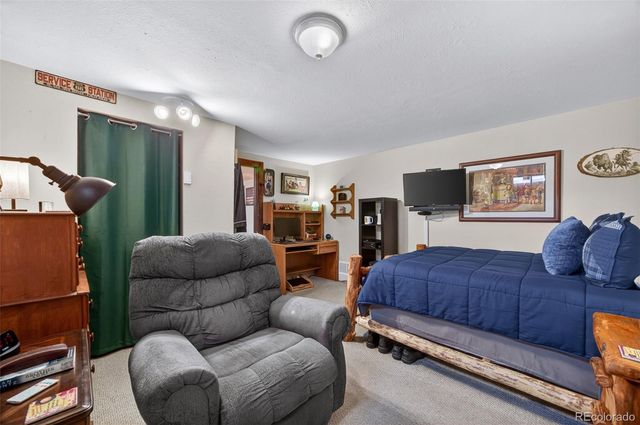 6436 Iris Way, Arvada, CO 80004