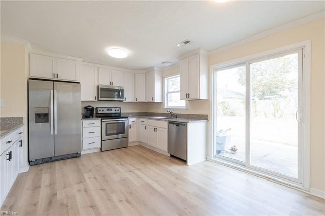 3528 Chester ST, Virginia Beach, VA 23452