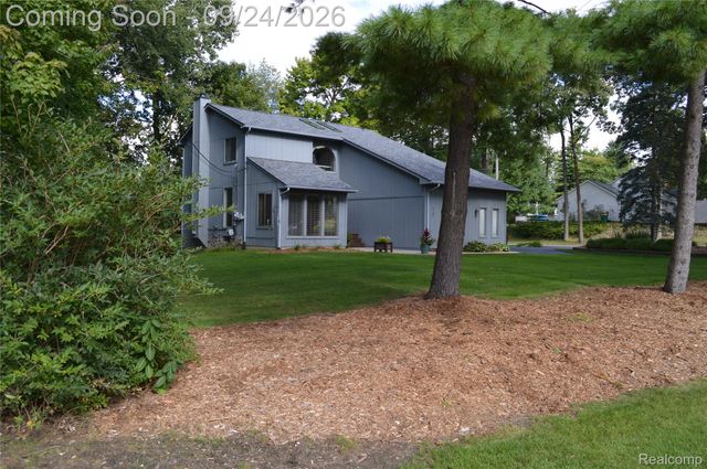 4789 Curtis Lane, Independence Charter Township, MI 48346