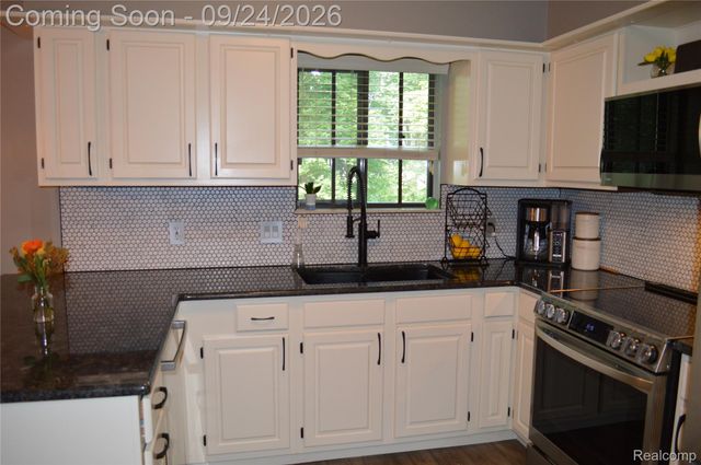 4789 Curtis Lane, Independence Charter Township, MI 48346