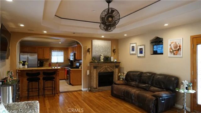 5032 N Bonnie Cove Avenue, Covina, CA 91724