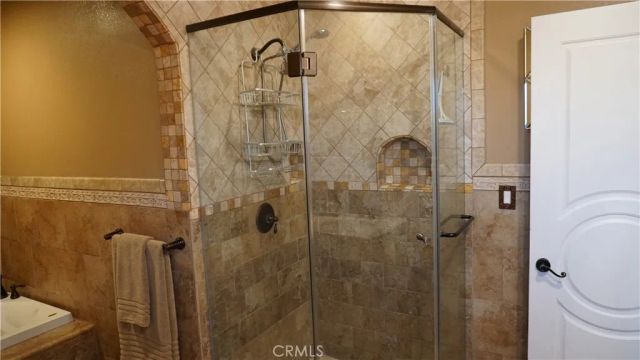 5032 N Bonnie Cove Avenue, Covina, CA 91724