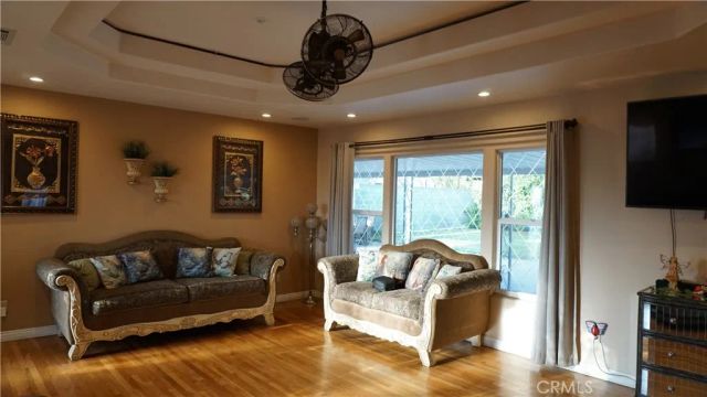 5032 N Bonnie Cove Avenue, Covina, CA 91724