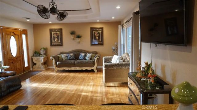 5032 N Bonnie Cove Avenue, Covina, CA 91724
