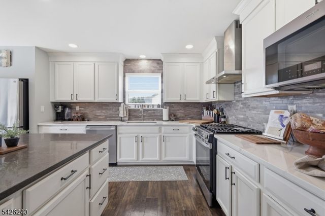 27 Lambert St, Washington Boro, NJ 07882