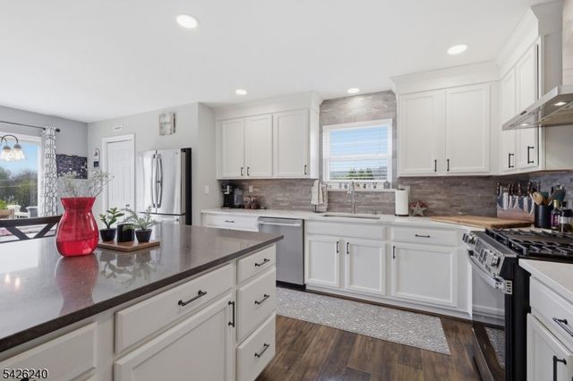 27 Lambert St, Washington Boro, NJ 07882
