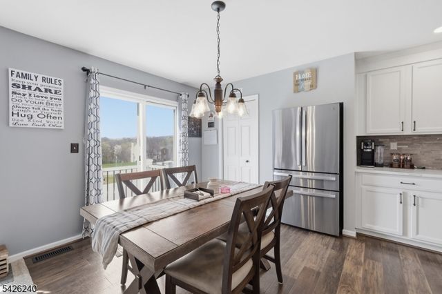 27 Lambert St, Washington Boro, NJ 07882