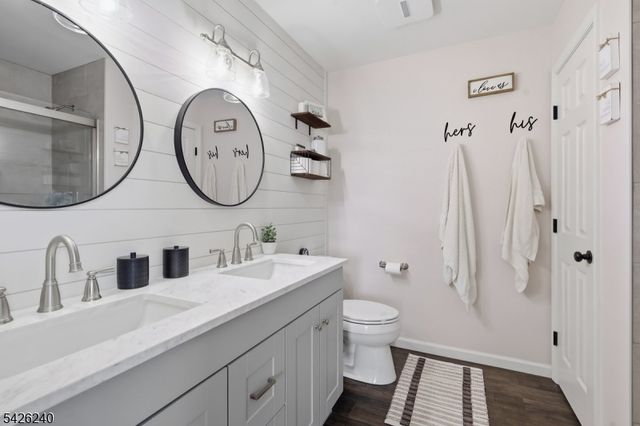 27 Lambert St, Washington Boro, NJ 07882