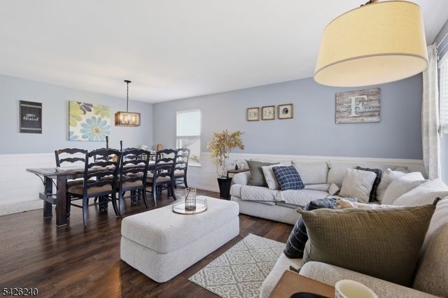 27 Lambert St, Washington Boro, NJ 07882