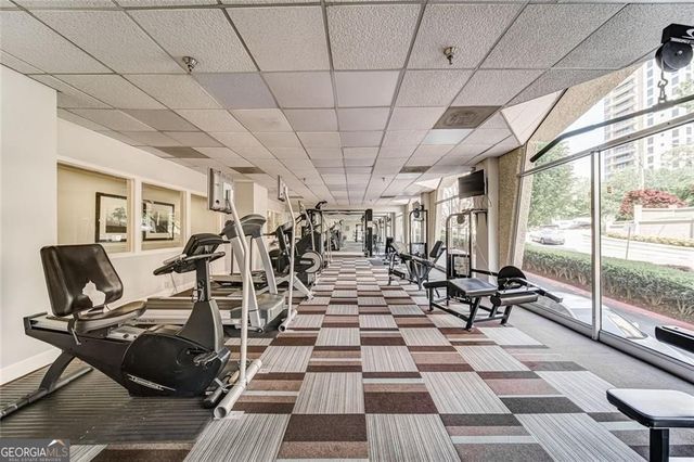 2479 Peachtree Road NE 303, Atlanta, GA 30305
