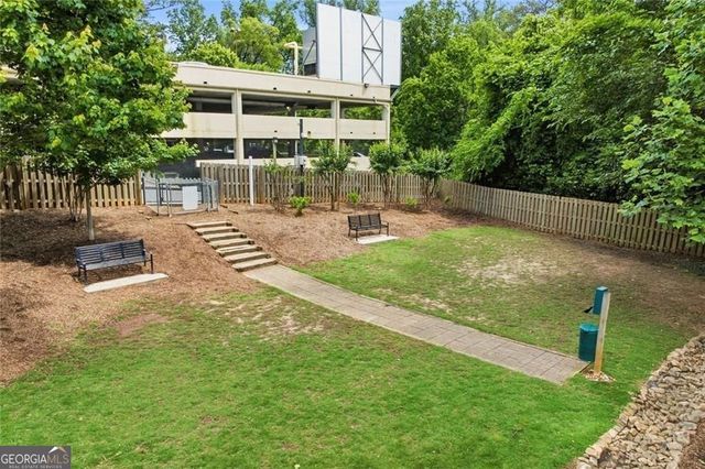 2479 Peachtree Road NE 303, Atlanta, GA 30305