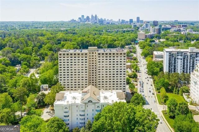 2479 Peachtree Road NE 303, Atlanta, GA 30305