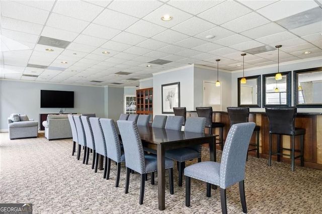 2479 Peachtree Road NE 303, Atlanta, GA 30305