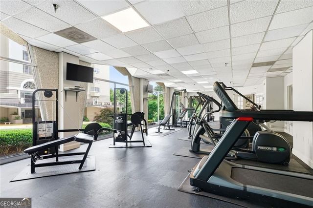 2479 Peachtree Road NE 303, Atlanta, GA 30305