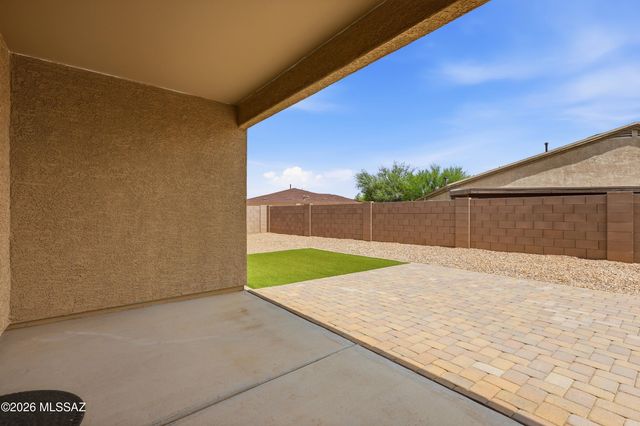 6853 S Portugal Avenue, Tucson, AZ 85757